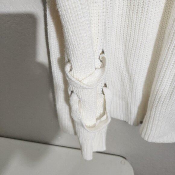 Forever 21 Sweater Womens Medium White Knit Long Sleeve Pullover Grommet Y2K - Picture 4 of 10